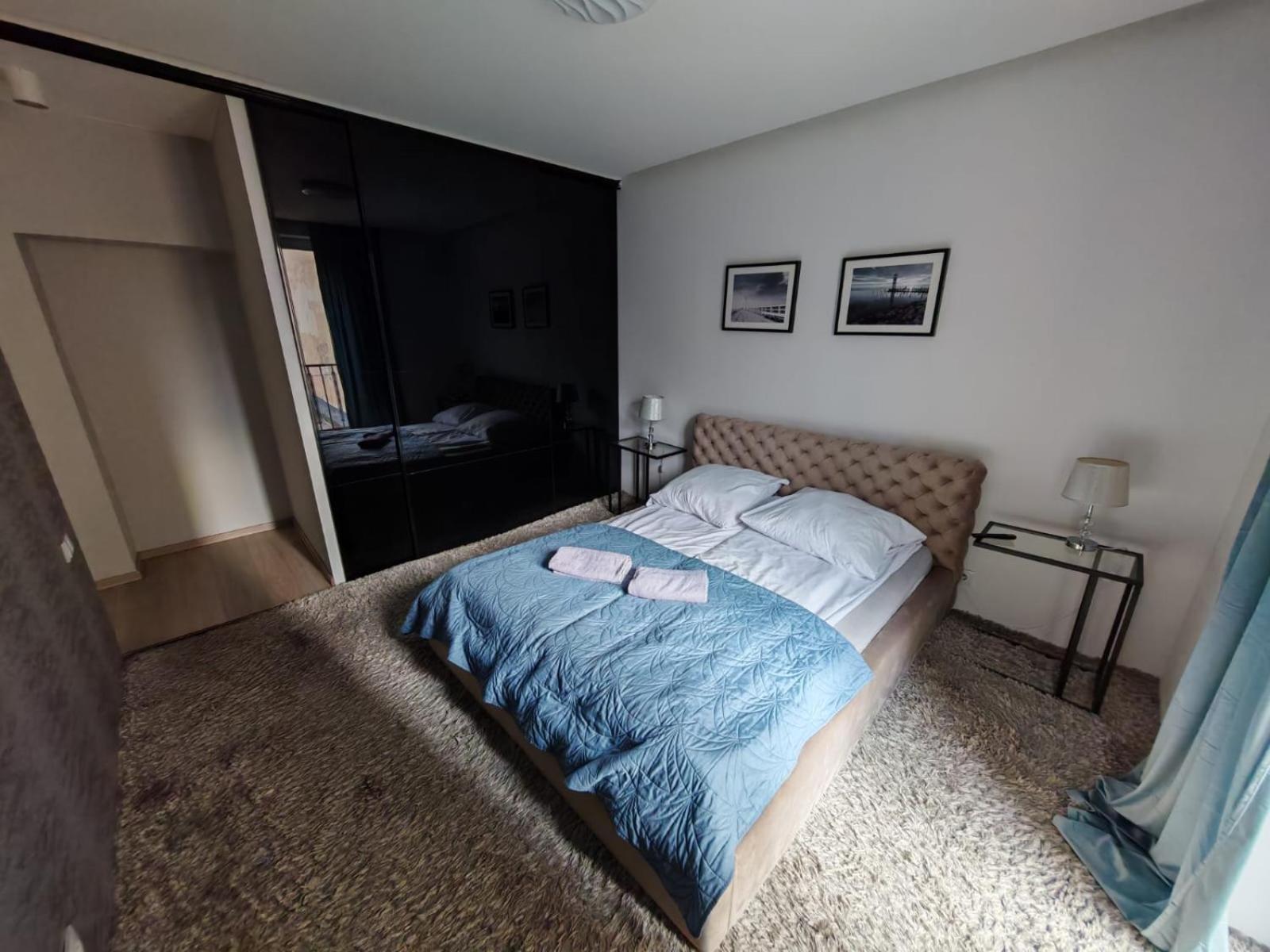 Nowoczesny Apartament III Al. Nmp Čenstochová Exteriér fotografie