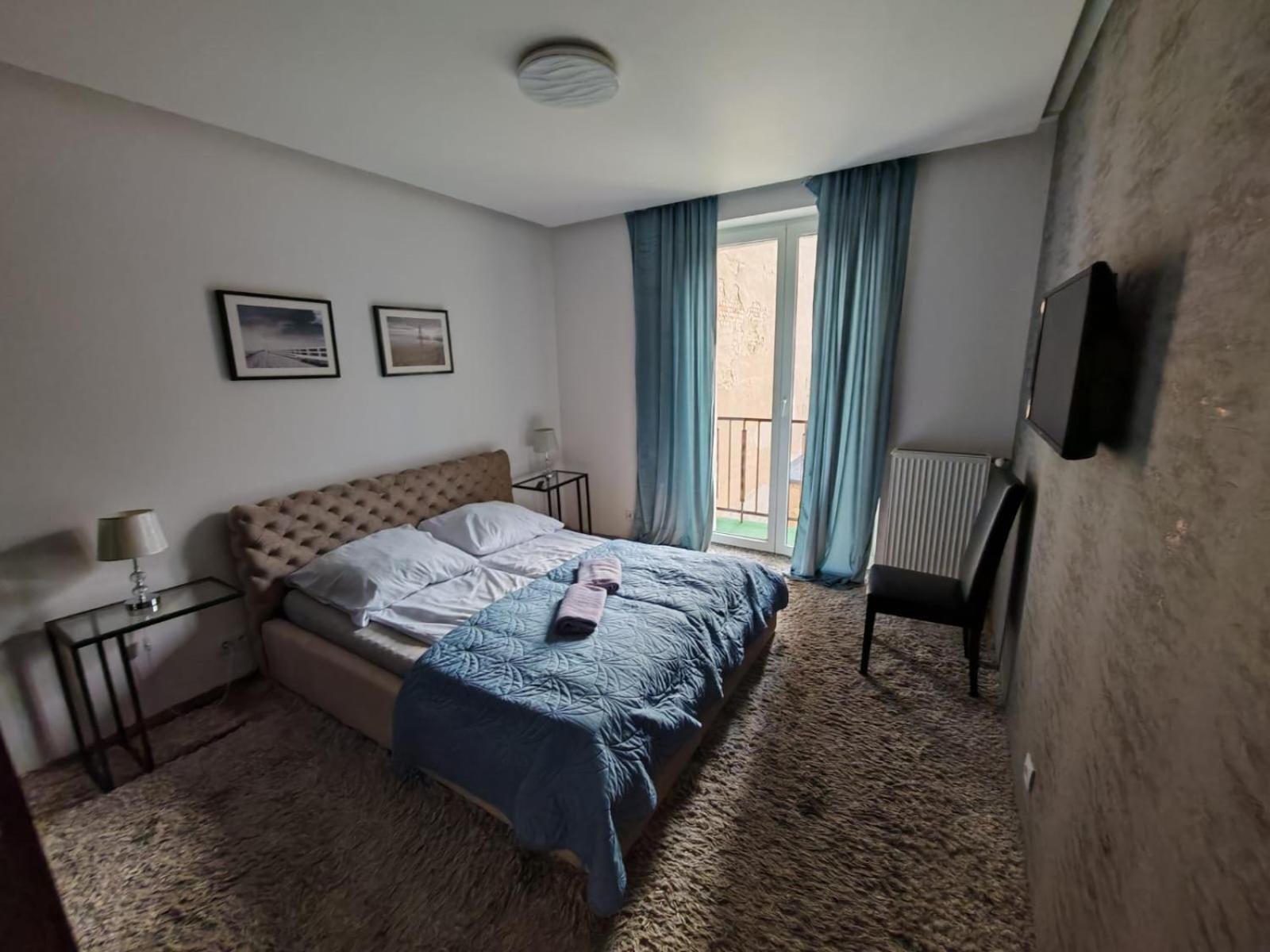 Nowoczesny Apartament III Al. Nmp Čenstochová Exteriér fotografie