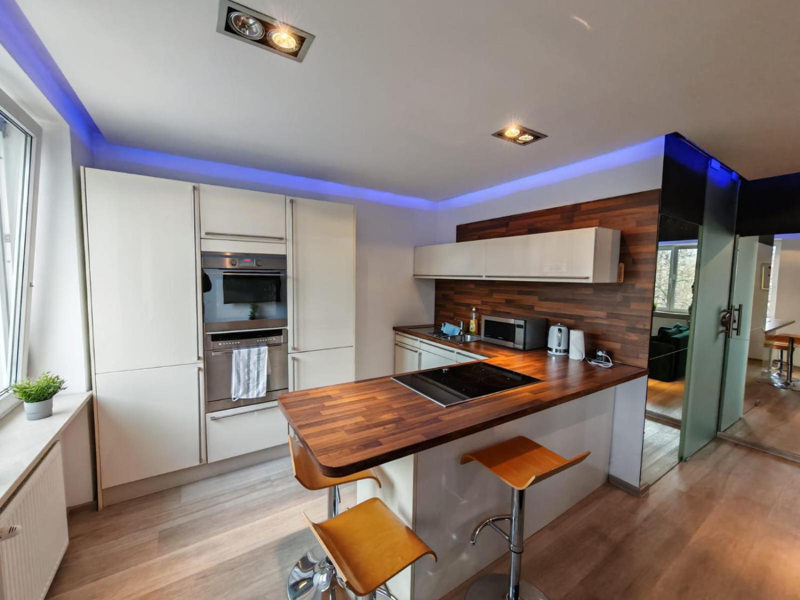 Nowoczesny Apartament III Al. Nmp Čenstochová Exteriér fotografie